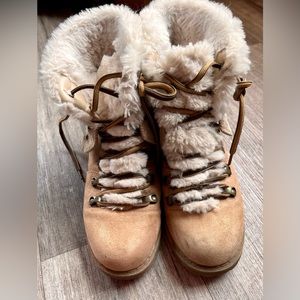 Beige Winter Boots
